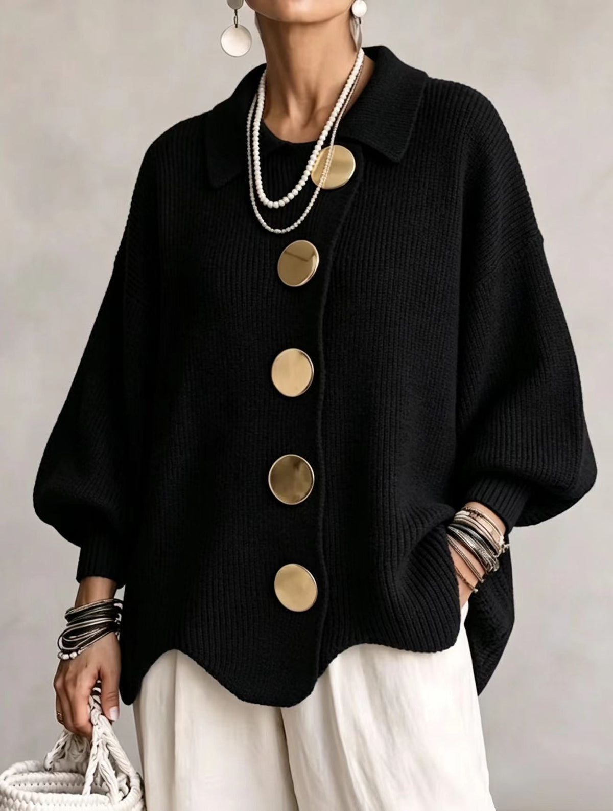 Soviqa® | Oversized cardigan with large gold buttons