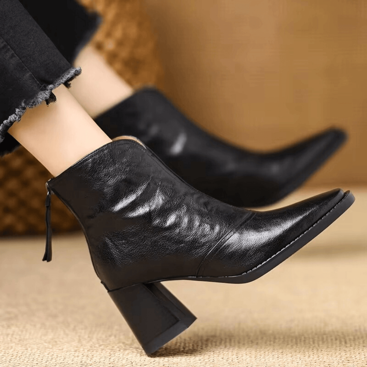 Soviqa® | Leather ankle boots with medium heel