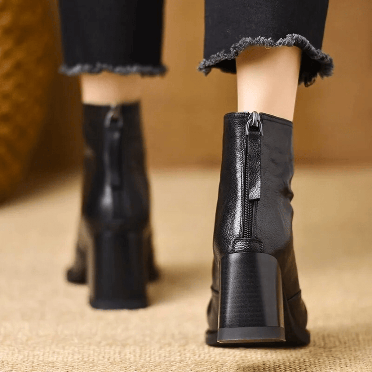 Soviqa® | Leather ankle boots with medium heel