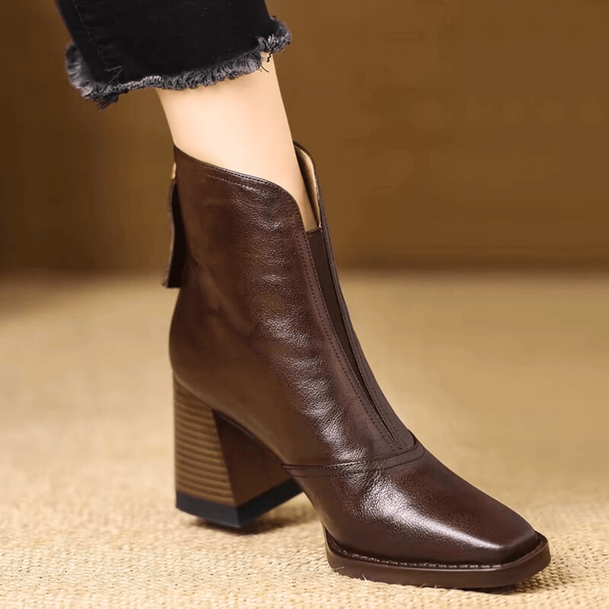 Soviqa® | Leather ankle boots with medium heel