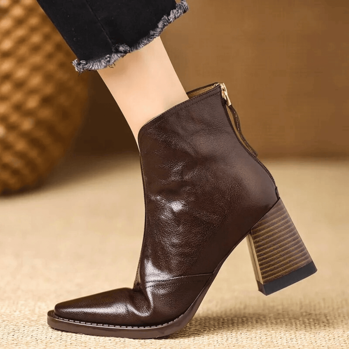Soviqa® | Leather ankle boots with medium heel