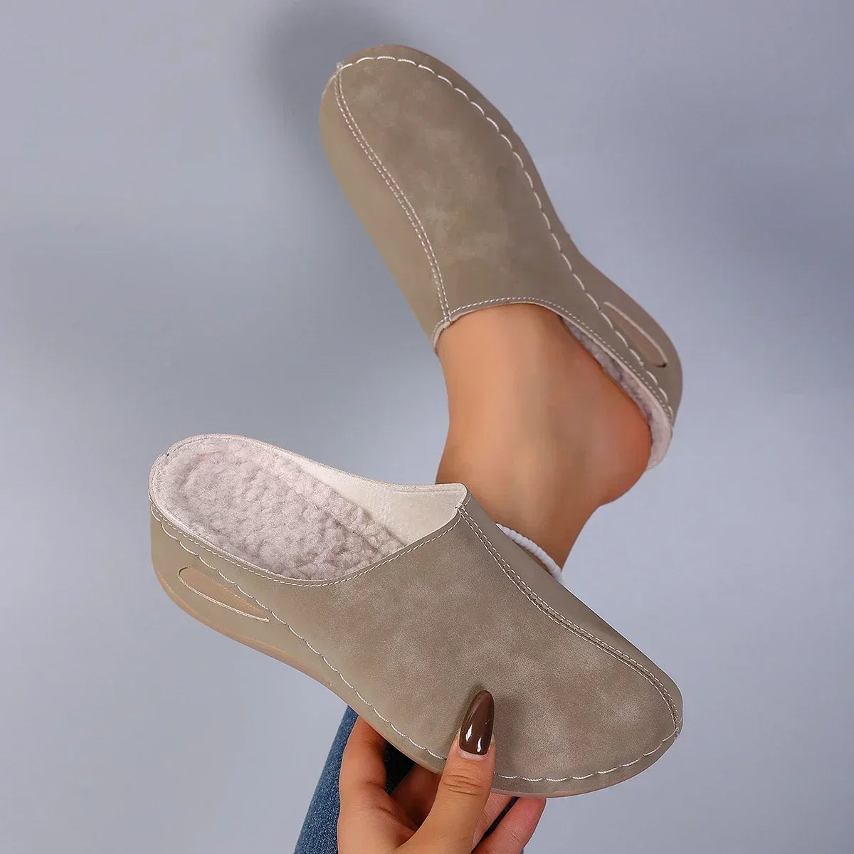 Soviqa®  | Warm Orthopedic Slippers for Everyday Comfort