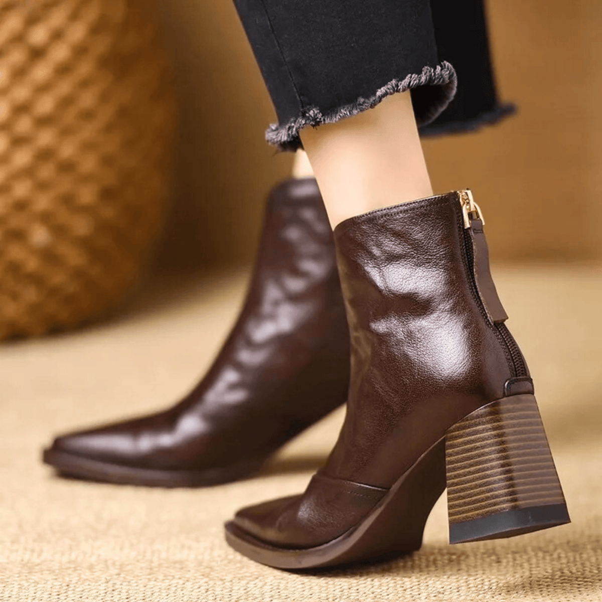 Soviqa® | Leather ankle boots with medium heel